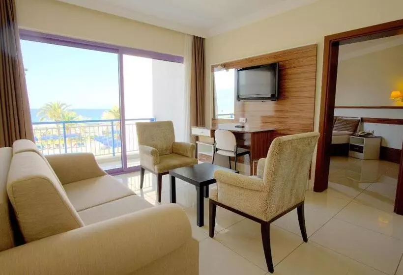 Hotel Le Monde Beach Resort & Spa