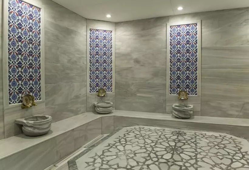 Hotel Le Monde Beach Resort & Spa