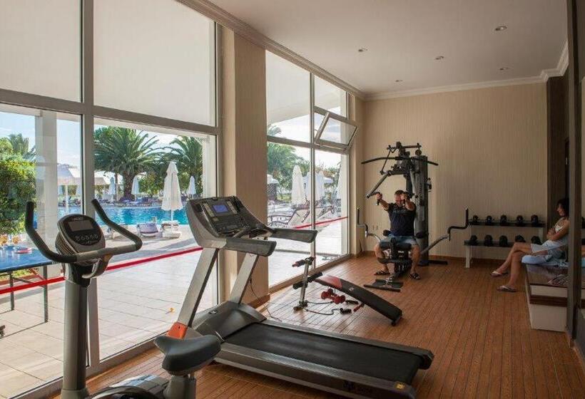 هتل Le Monde Beach Resort & Spa