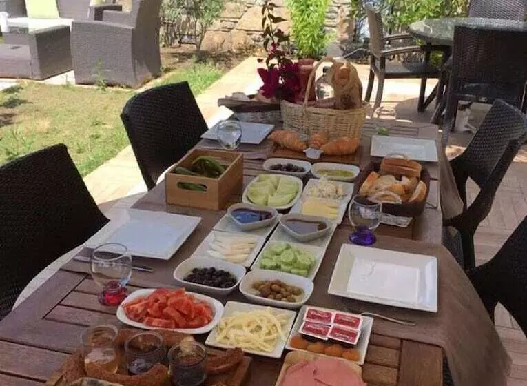 فندق Mervehan Residence