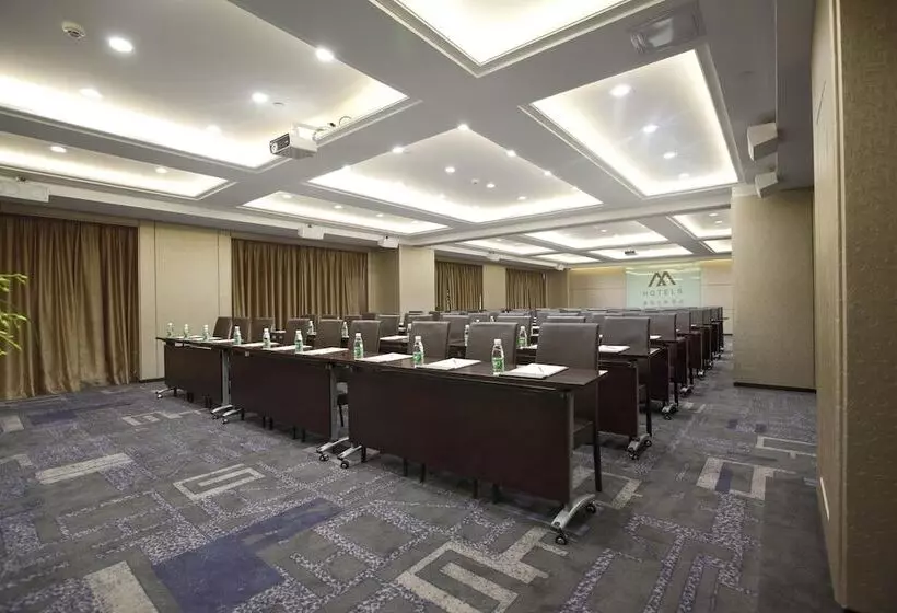 هتل Modern Classic