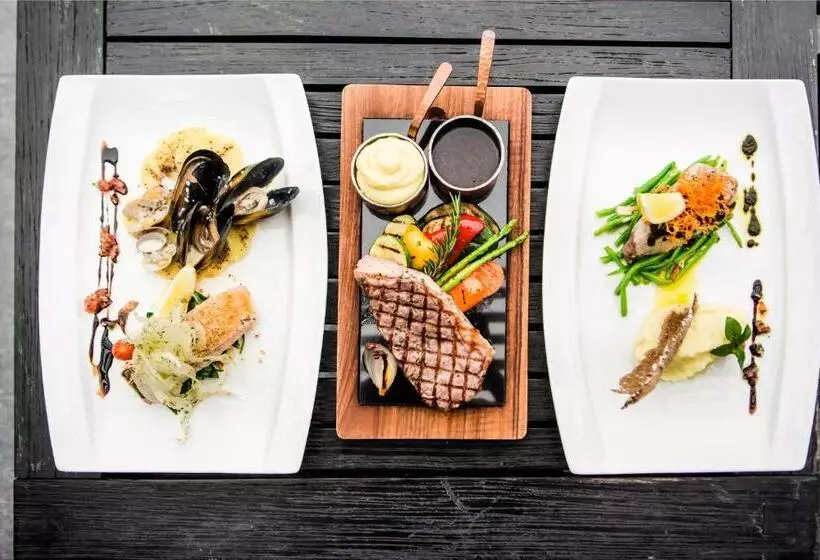 Hotelli Muthi Maya Forest Pool Villa Resort