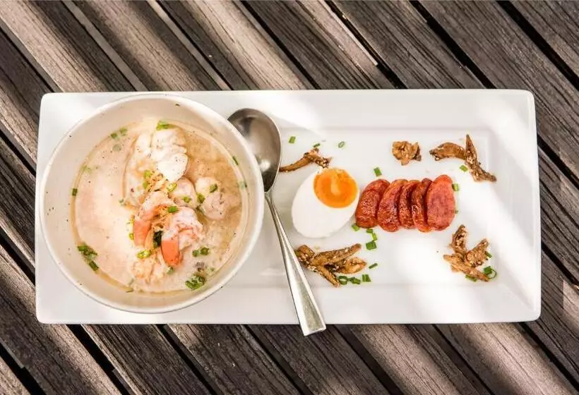 Hotelli Muthi Maya Forest Pool Villa Resort