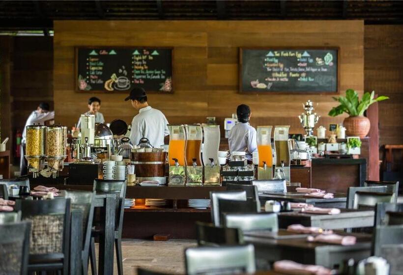 هتل Muthi Maya Forest Pool Villa Resort