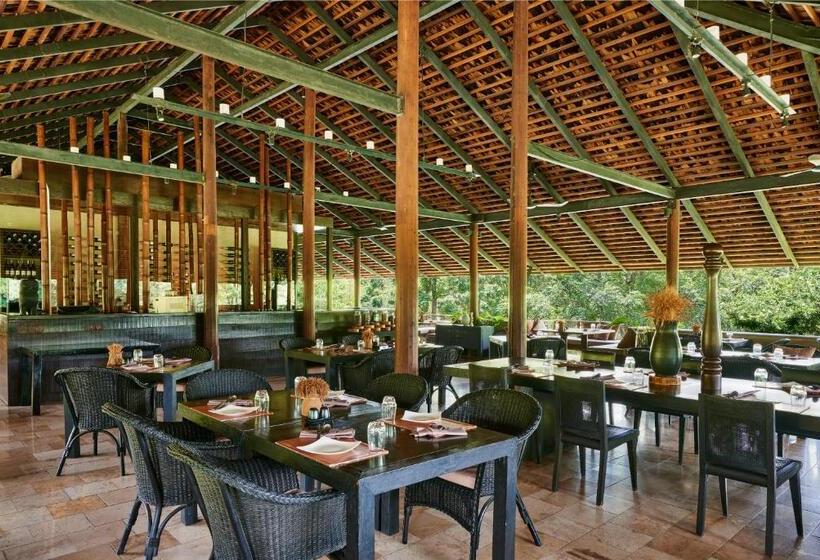 هتل Muthi Maya Forest Pool Villa Resort