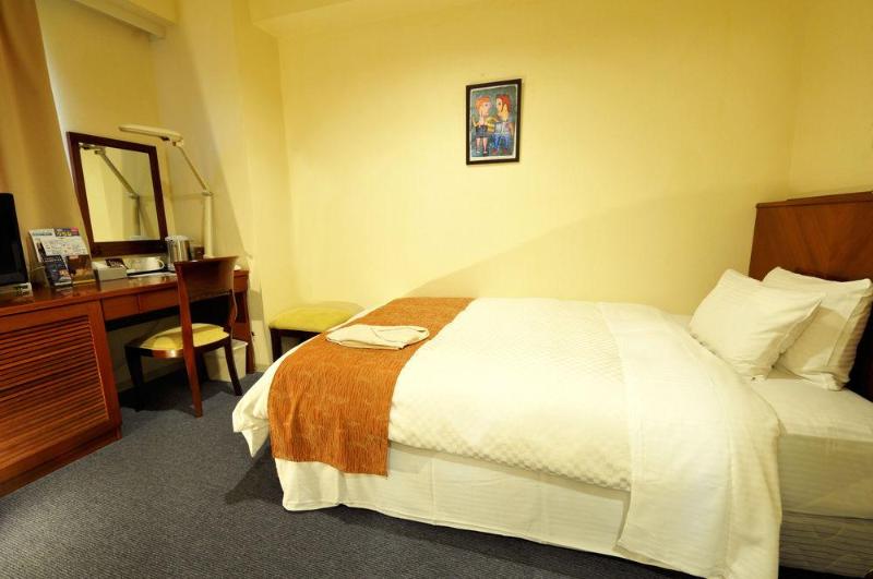 هتل Palm Royal Naha Kokusai Street