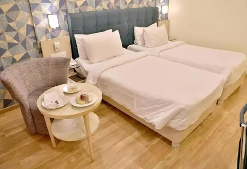 酒店 Sarovar Portico Naraina,