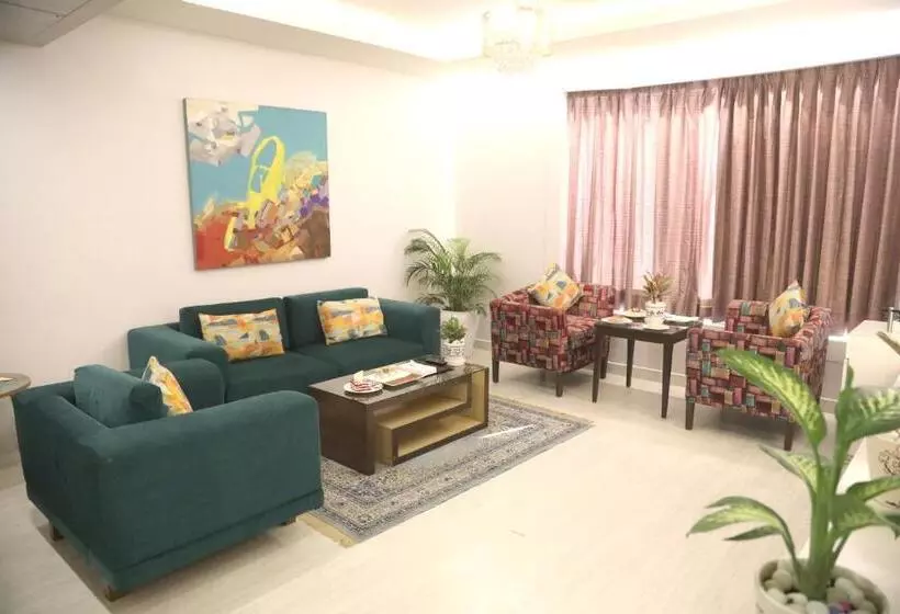 酒店 Sarovar Portico Naraina,