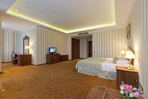 Отель Royal  Spa & Wellness