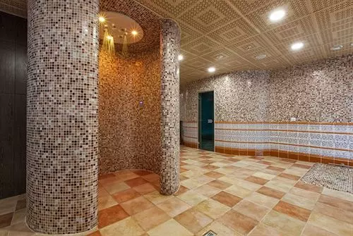 Отель Royal  Spa & Wellness