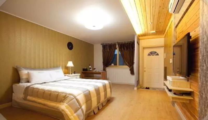 בית מלון כפרי Somma Resort