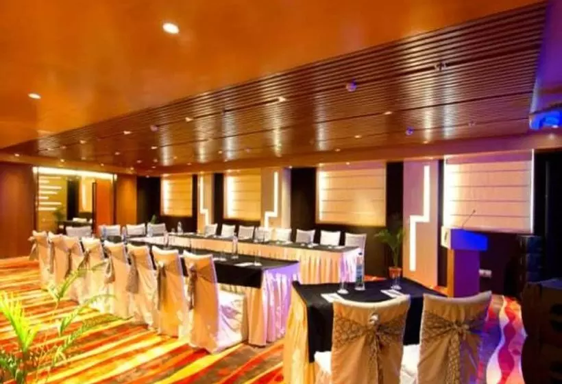 هتل The Fern Residency   Chandigarh