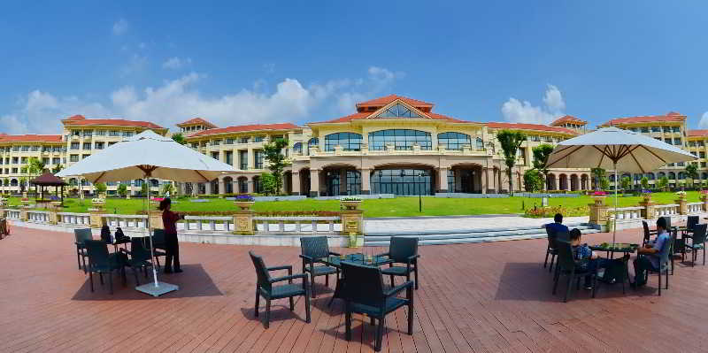 Отель Your World International Conference Centre