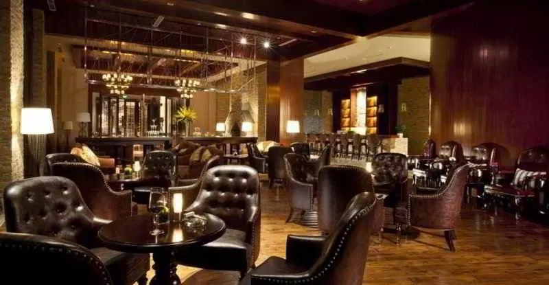 호텔 Your World International Conference Centre