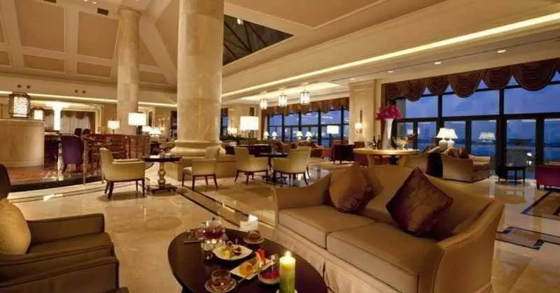 호텔 Your World International Conference Centre