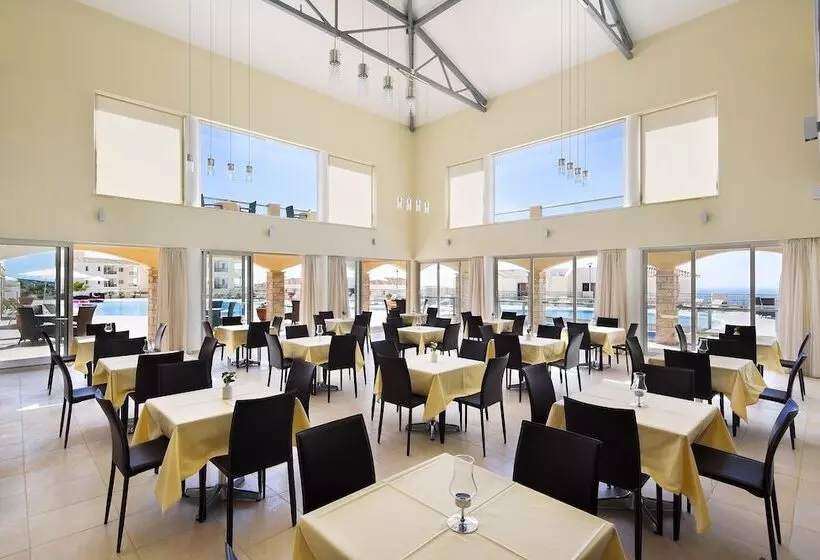 استراحتگاه Club St. George