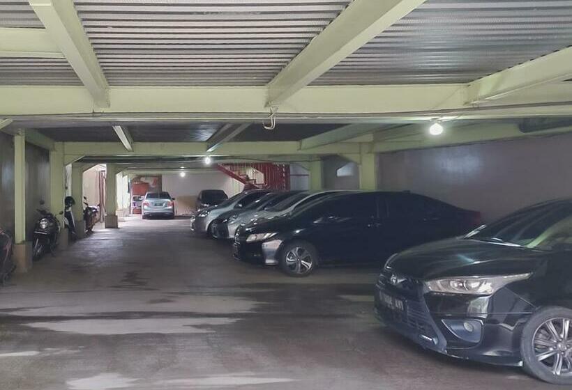 Отель Koolkost @ Cipaganti Street Bandung