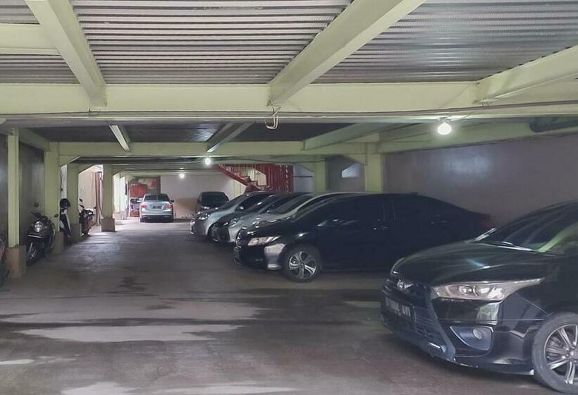 Отель Koolkost @ Cipaganti Street Bandung