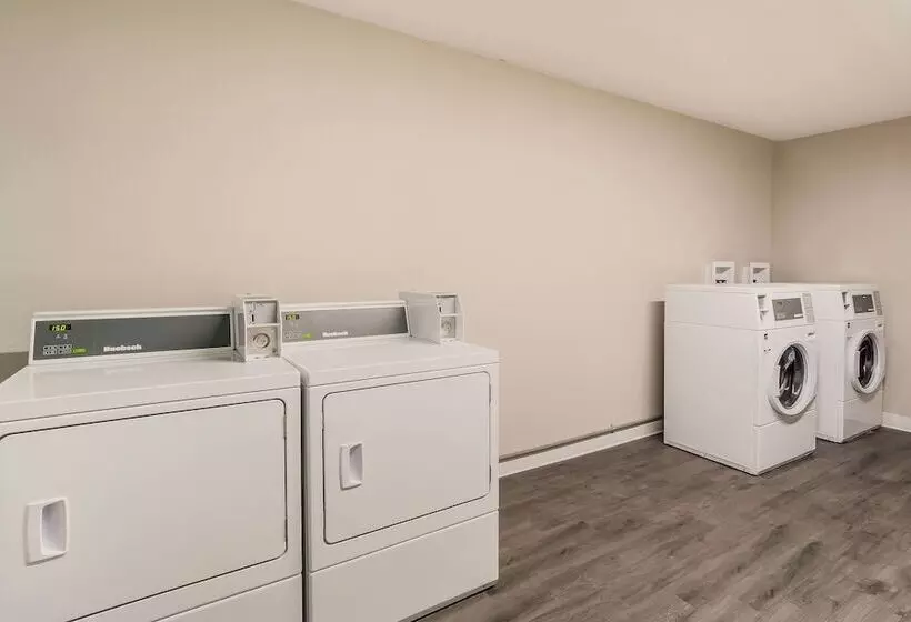 Hotelli Mainstay Suites Florence