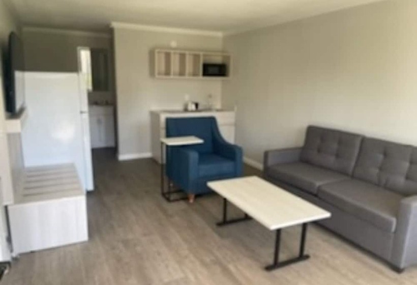 בית מלון כפרי Mainstay Suites Florence