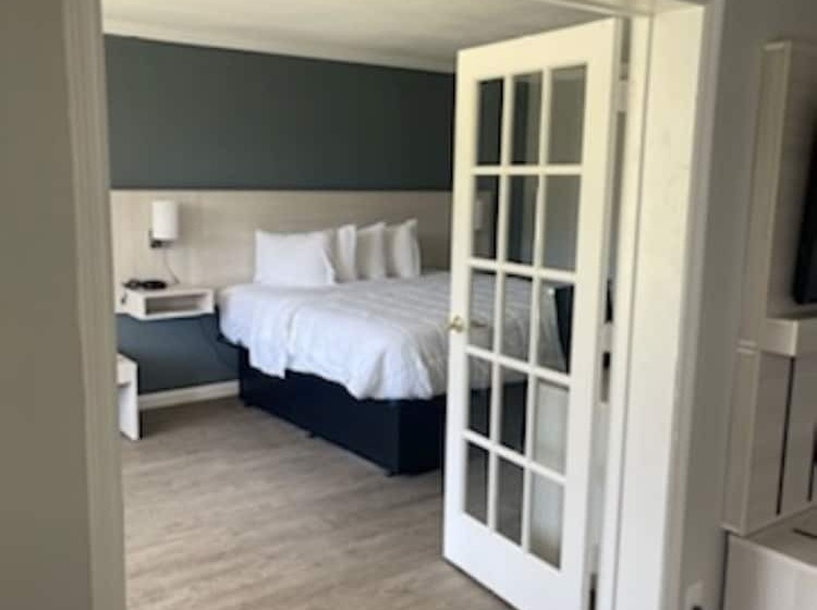 בית מלון כפרי Mainstay Suites Florence