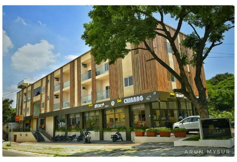 Szálloda Sai Vihaar Inn & Suites