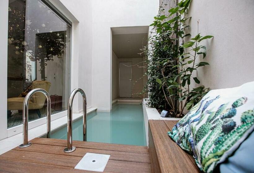 ペンション Ficopala Suites