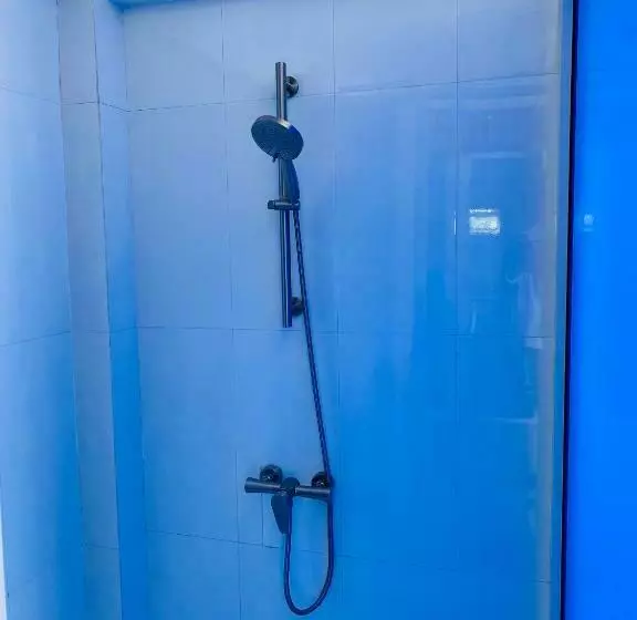 پانسیون Hiraeth Island Home