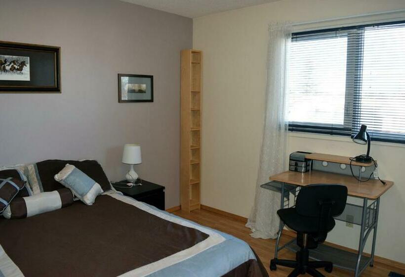 The Dewberry Homestay B&b