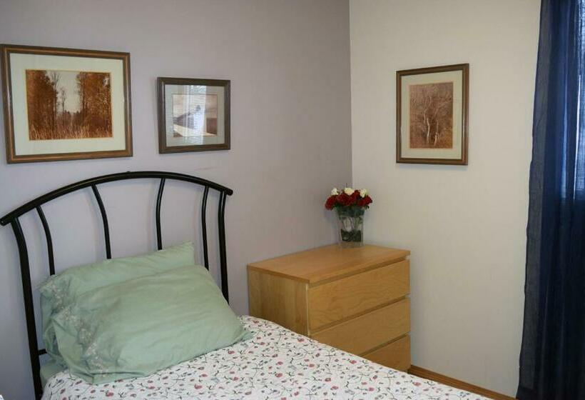 The Dewberry Homestay B&b