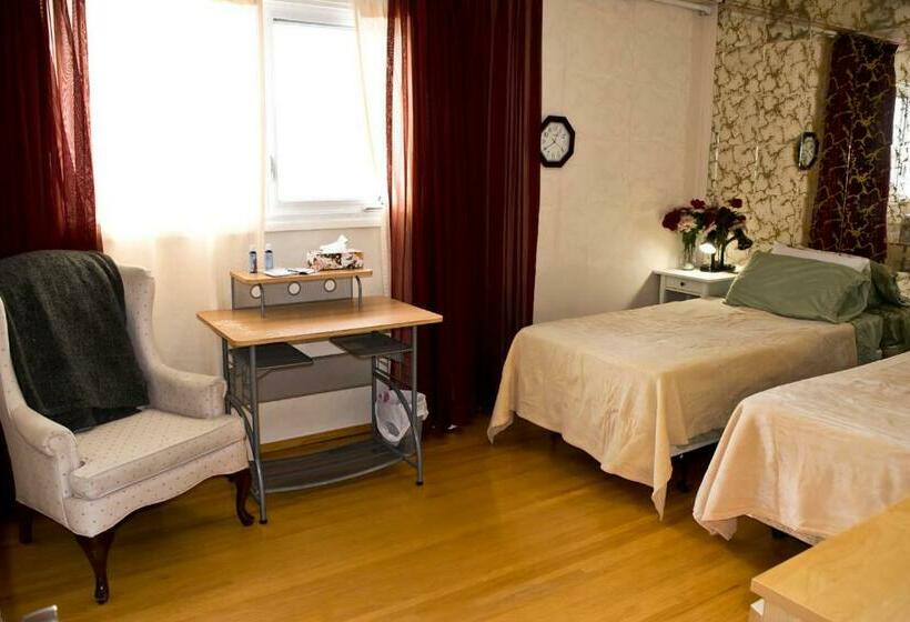 The Dewberry Homestay B&b