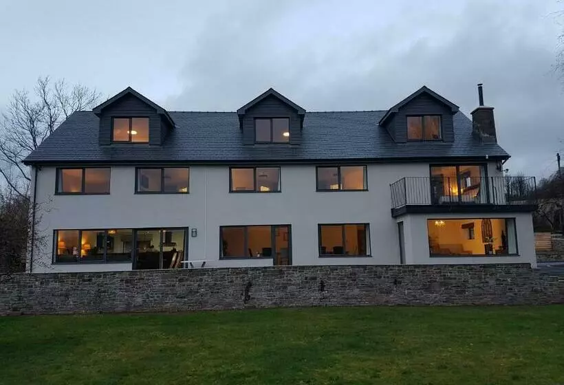 Camden Lodge B&b And Cottage Brecon