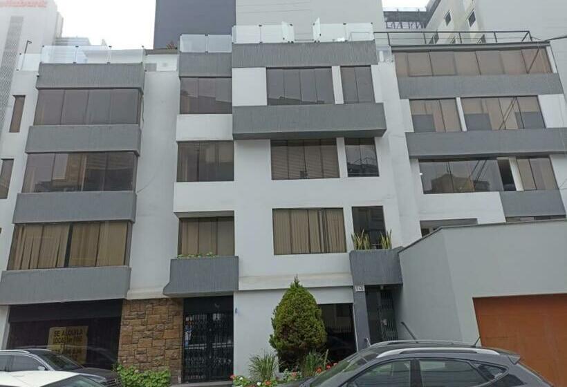 Hospedaje San Isidro 402