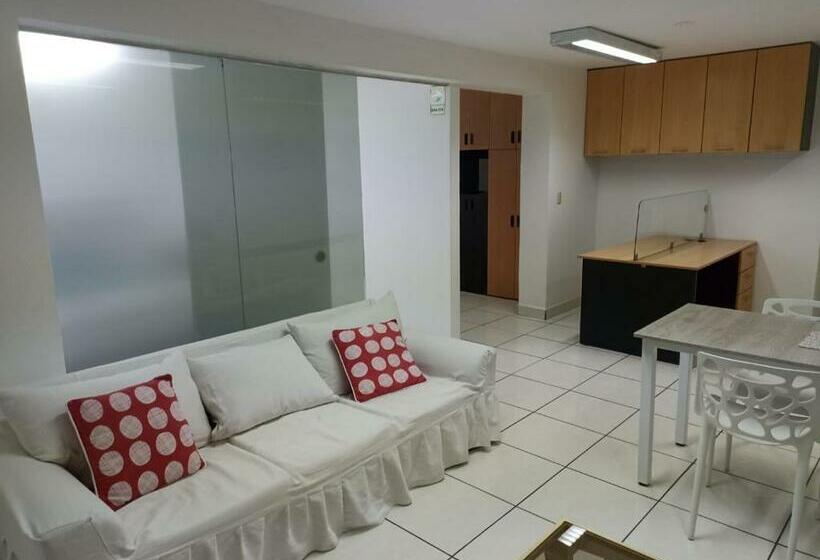 Hospedaje San Isidro 402