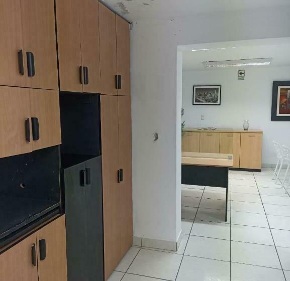 Hospedaje San Isidro 402