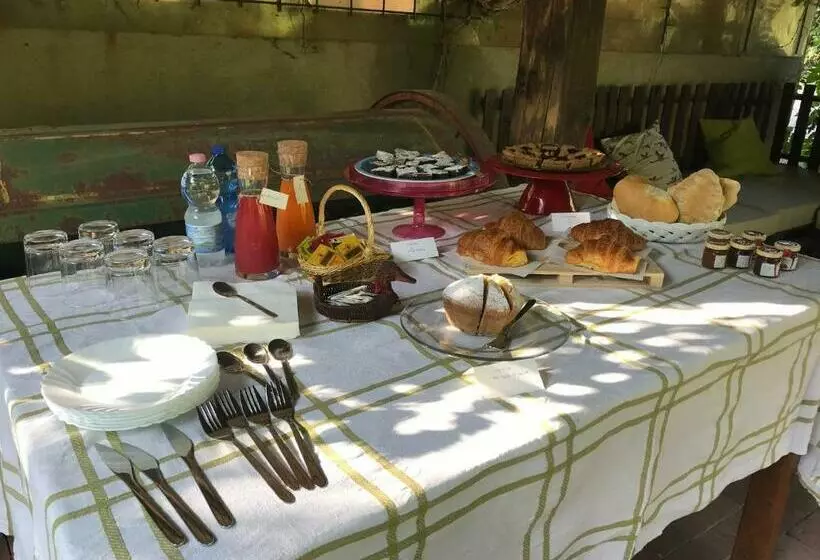 ホテル Agriturismo Podere I Caldino