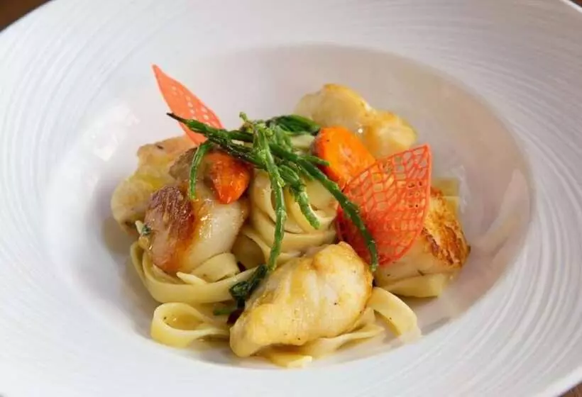 ホテル Crown Quarter