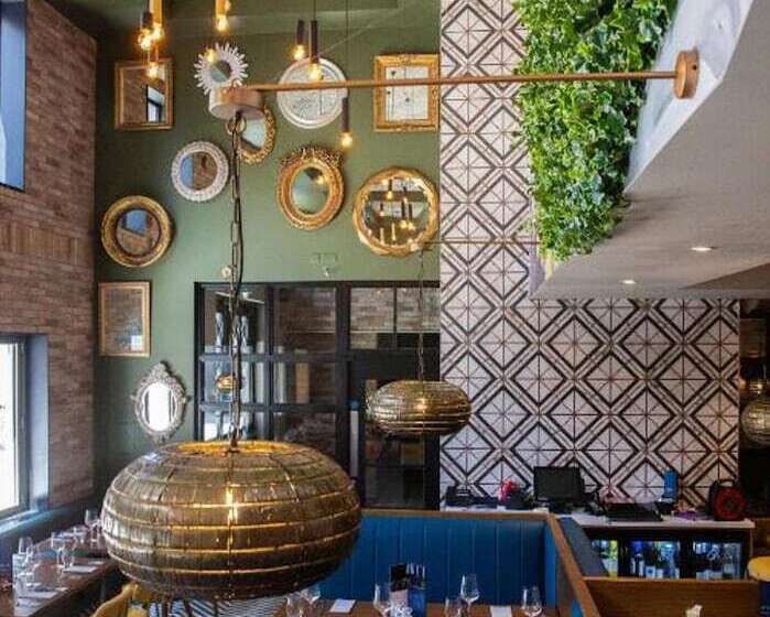 ホテル Crown Quarter