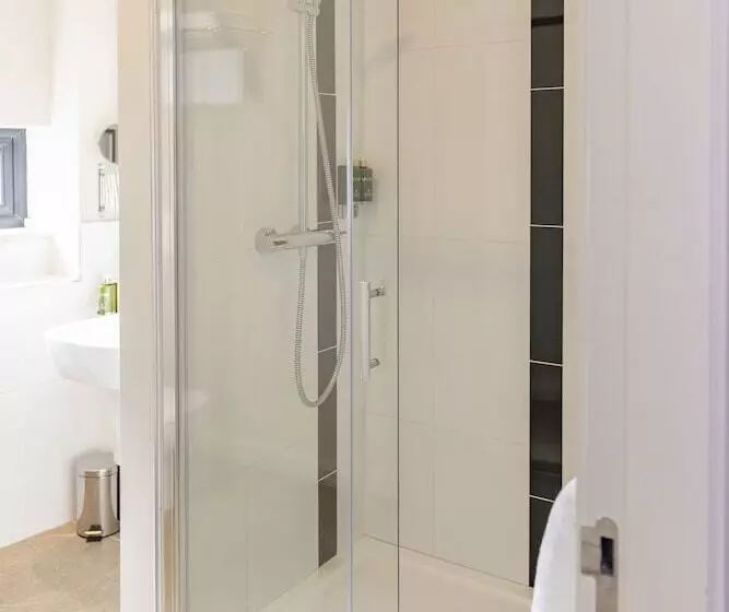 ホテル Crown Quarter