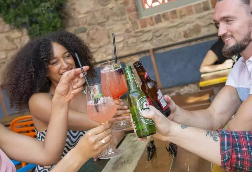 ホテル Crown Quarter