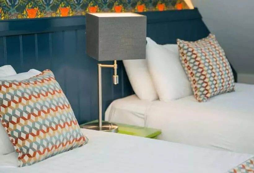 ホテル Crown Quarter