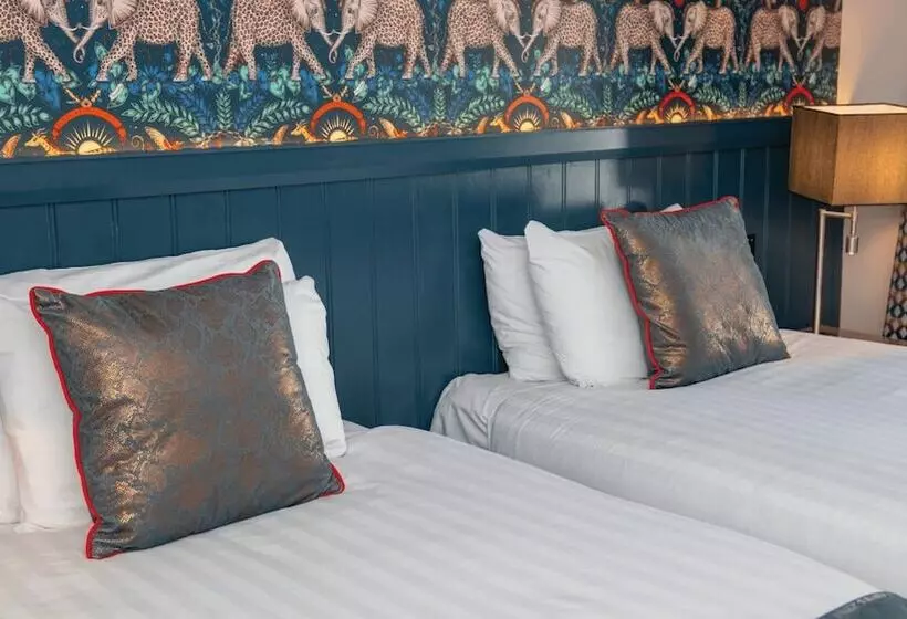 ホテル Crown Quarter