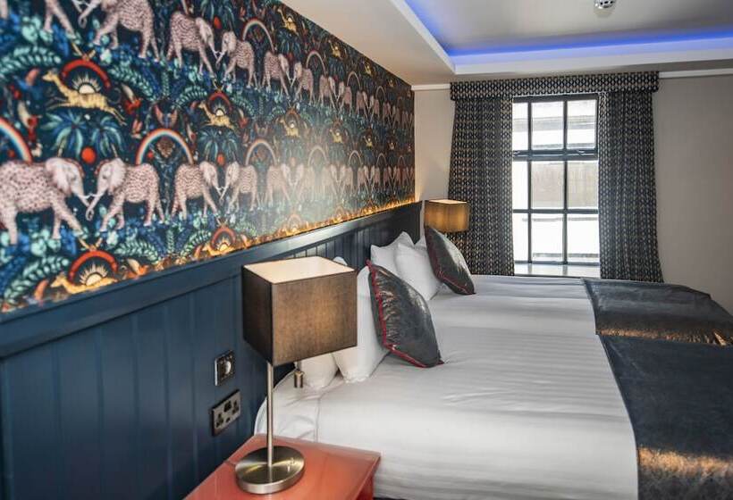 ホテル Crown Quarter