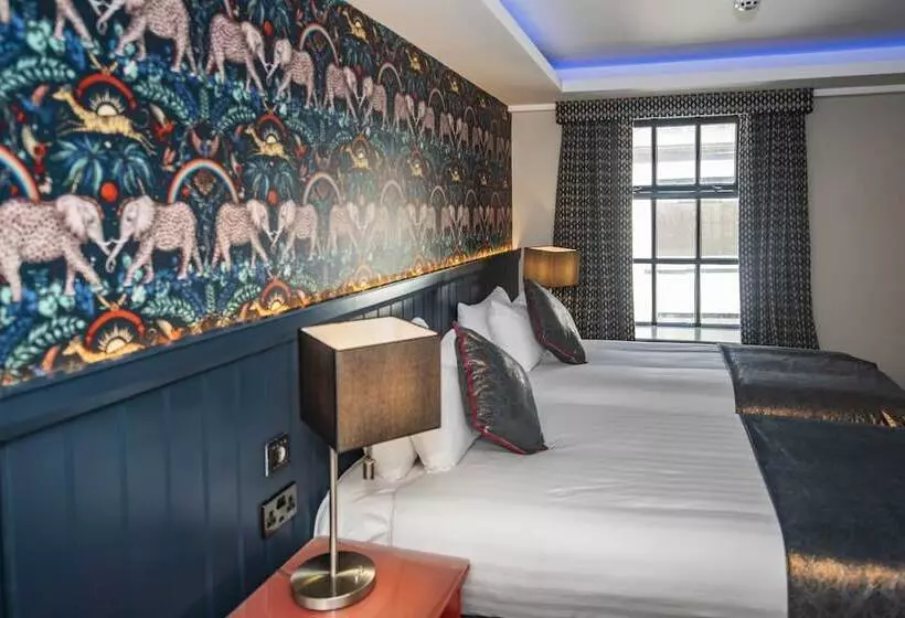 ホテル Crown Quarter