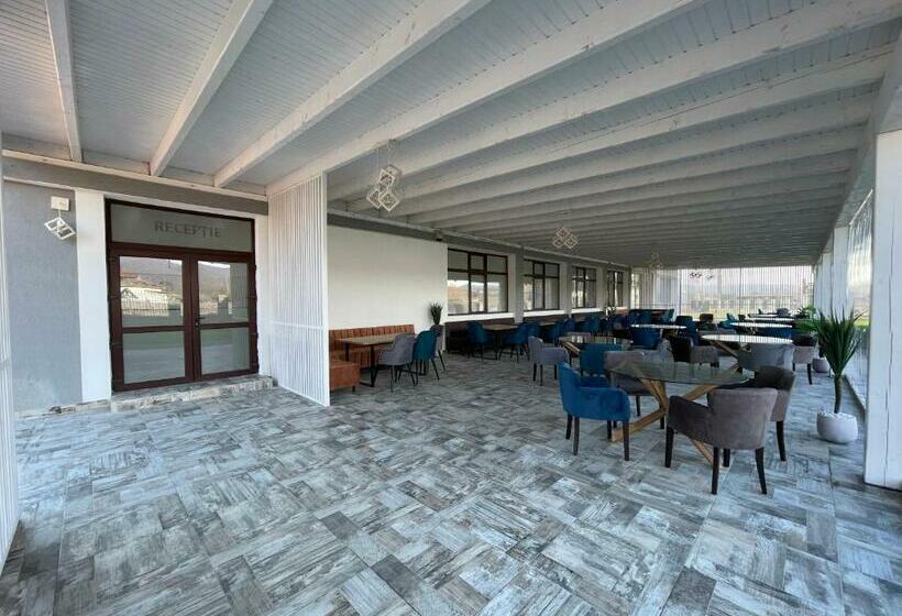 호텔 Restaurant Tismana