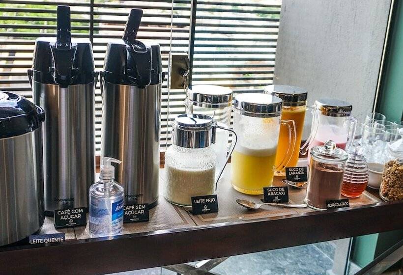 בית מלון כפרי Serravita