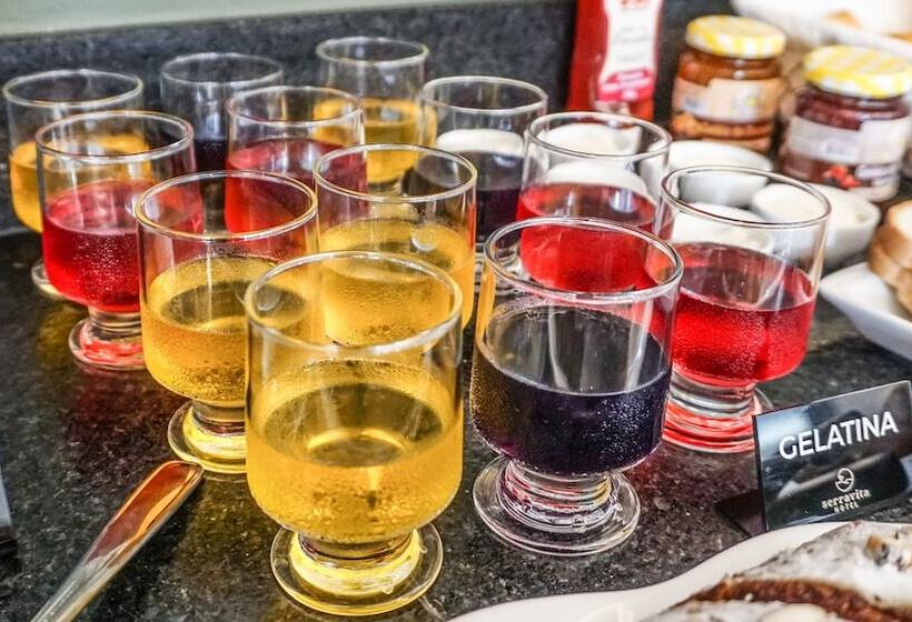 בית מלון כפרי Serravita