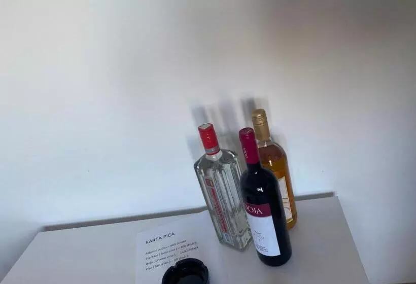 پانسیون Apartmani Petra