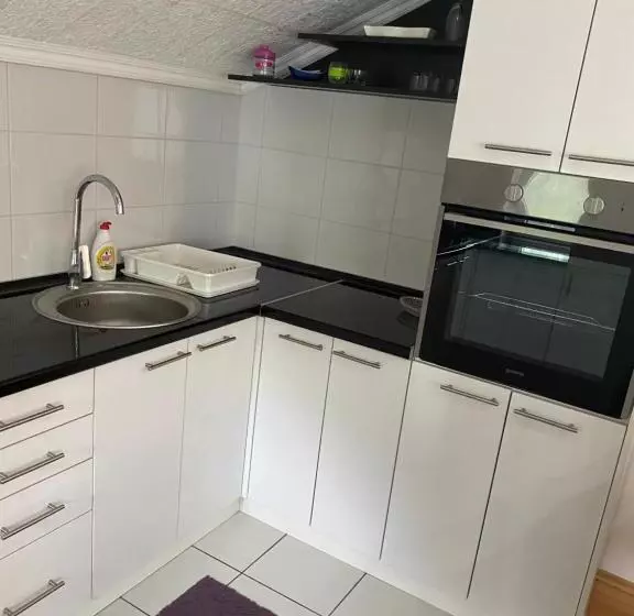 پانسیون Apartmani Petra