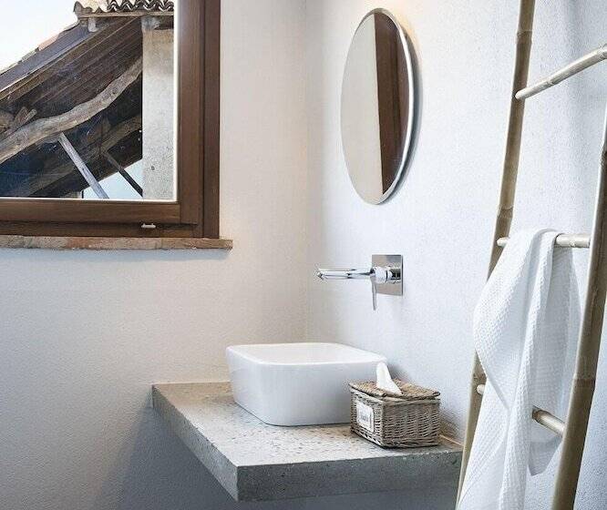 ユースホステル Scuderia La Colombera